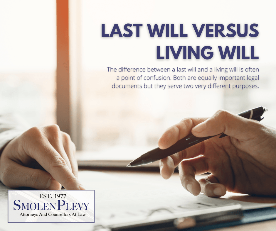 Last Will Versus Living Will - What is the difference between a will and a living will?